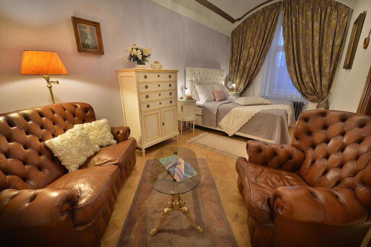 Apartman Dalia Janackovo Nabrezi Prága Kültér fotó